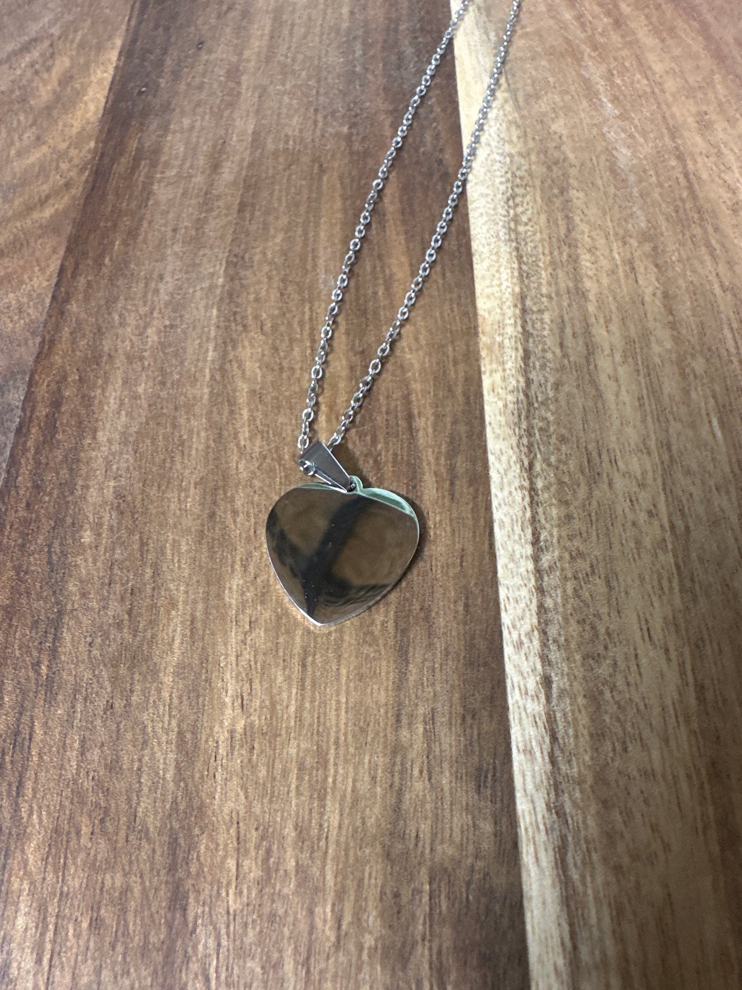 PERSONALIZED HEART PENDANT NECKLACE