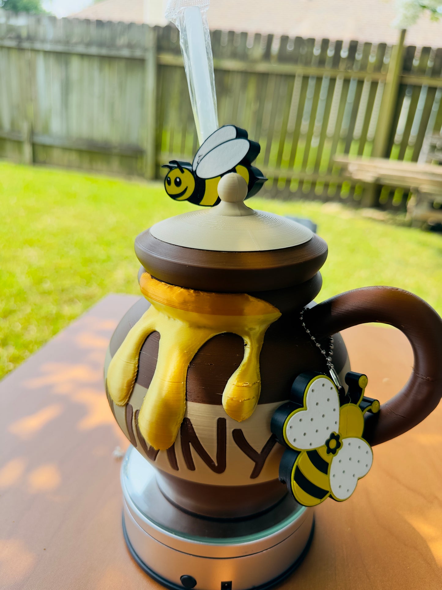 HONEY CAN HOLDER
