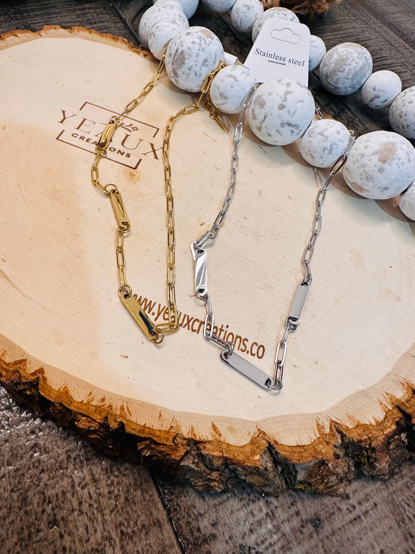 PERSONALIZED SMALL OVAL BAR (3 BAR) PAPERCLIP NECKLACE