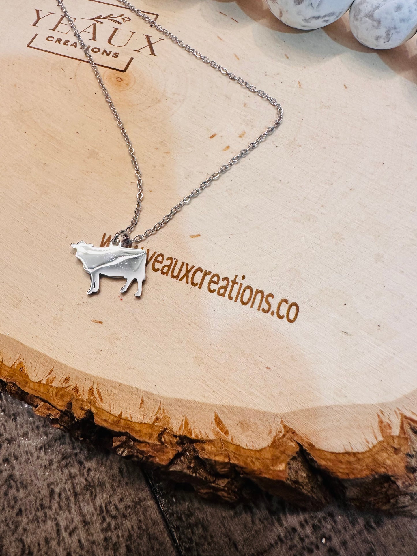 PERSONALIZED COW PENDANT NECKLACE