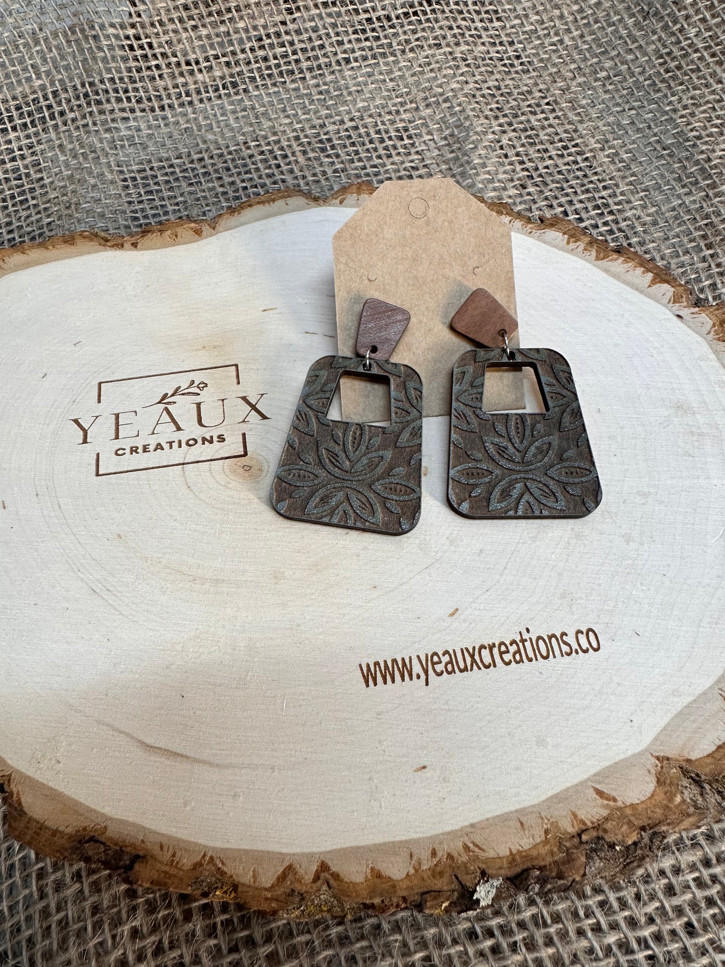 "BETTY" WOOD EARRINGS