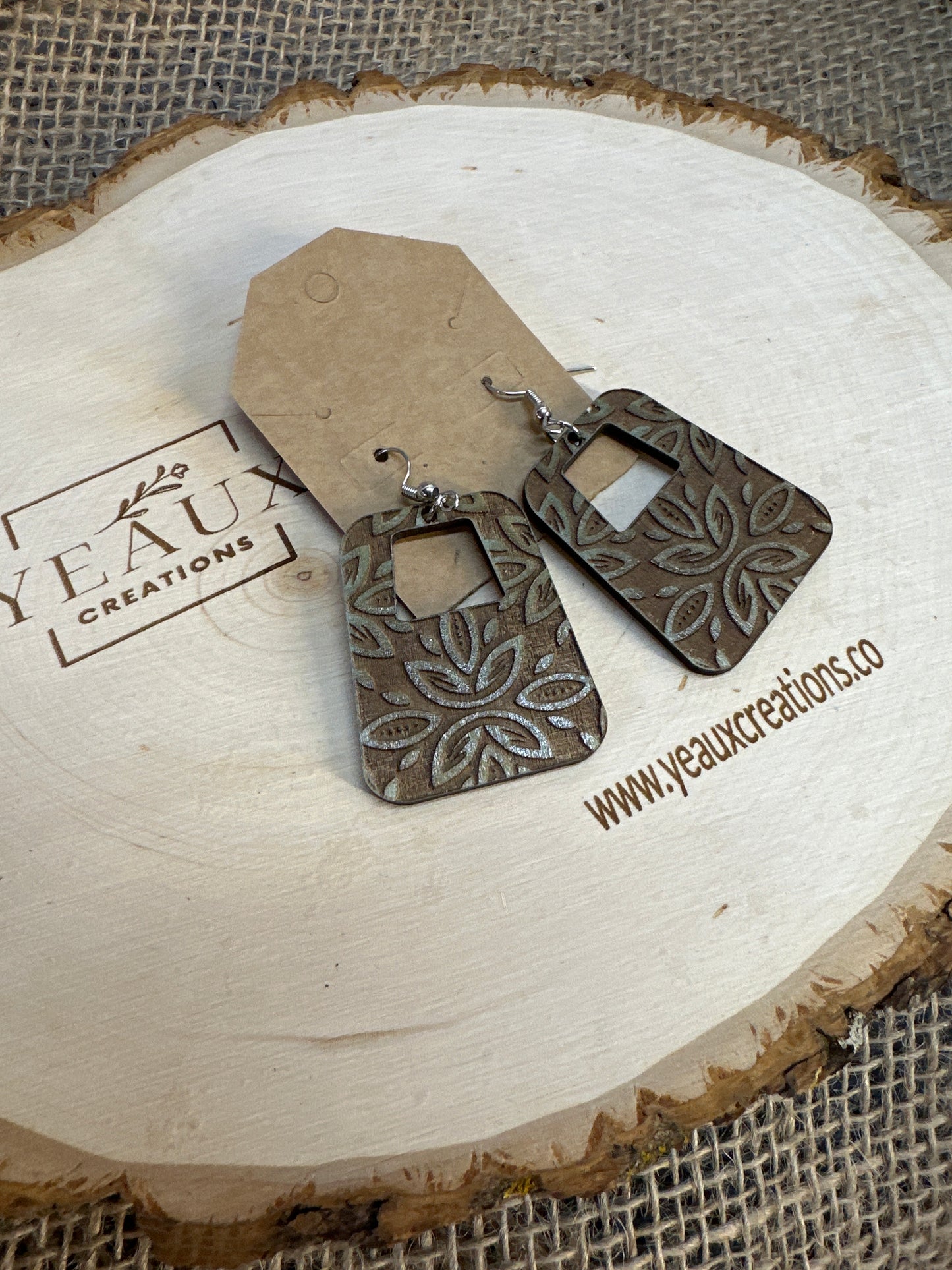 "BETTY" WOOD EARRINGS