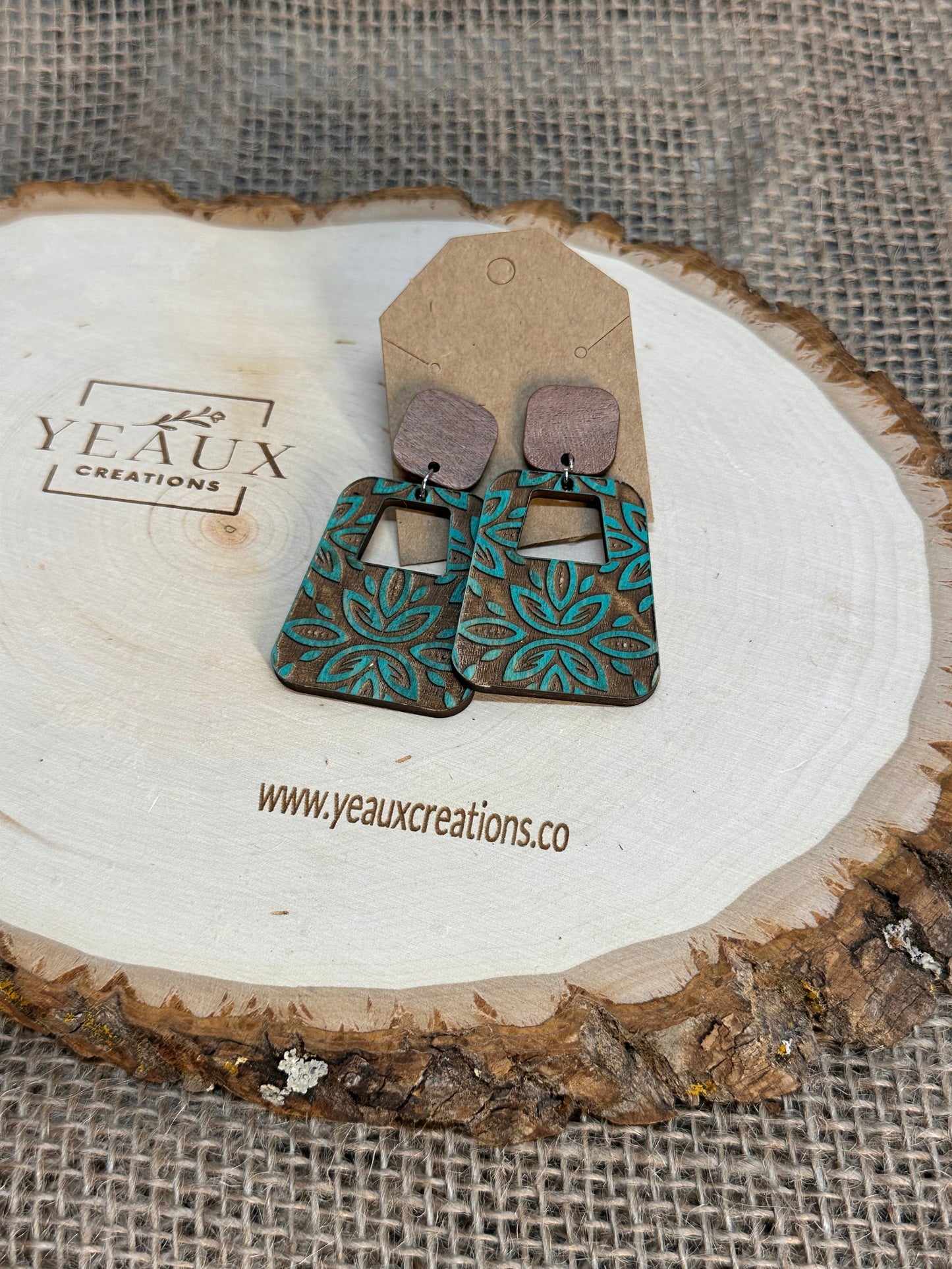 "BETTY" WOOD EARRINGS