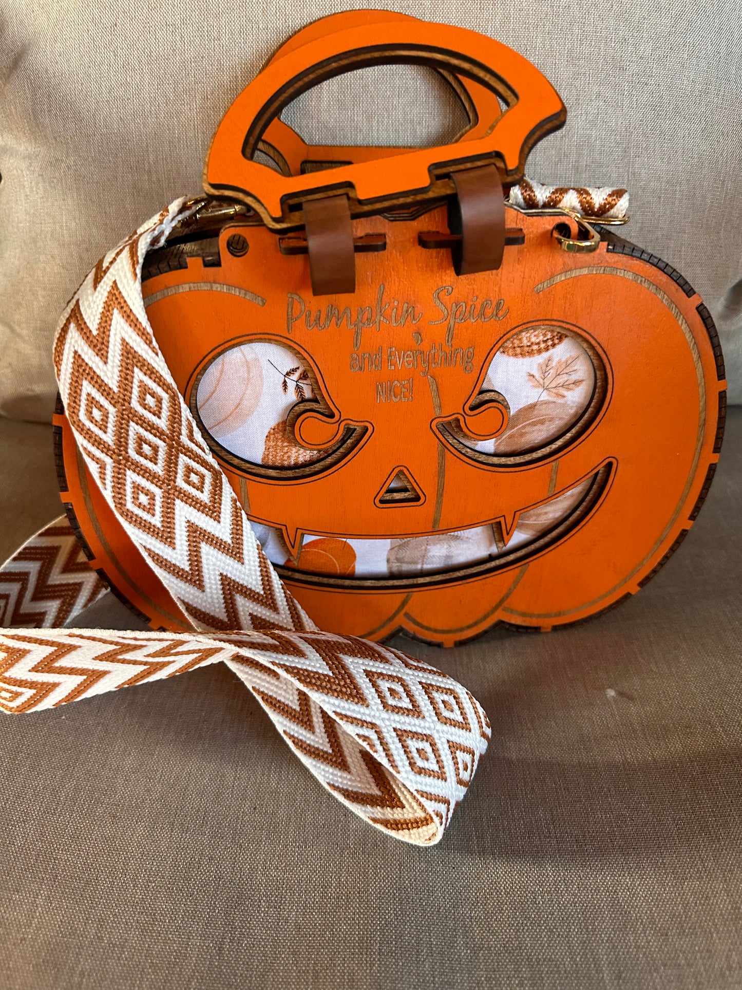 PUMPKIN WOOD PURSE