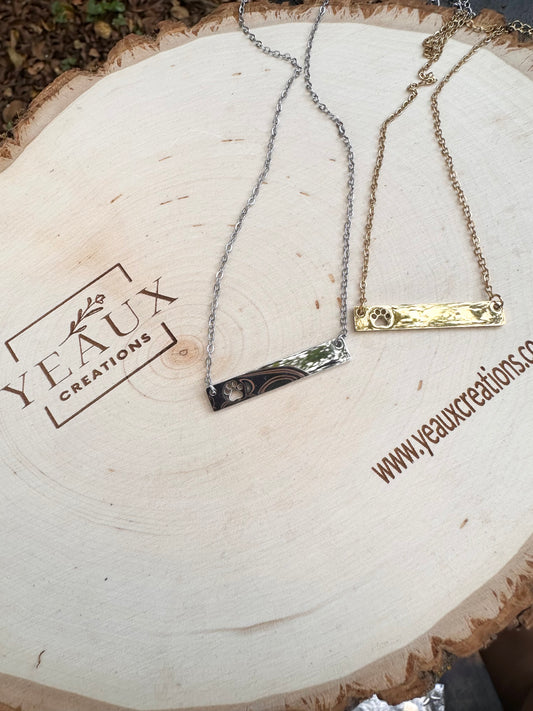 PERSONALIZED FLAT BAR OPEN PAW NECKLACE