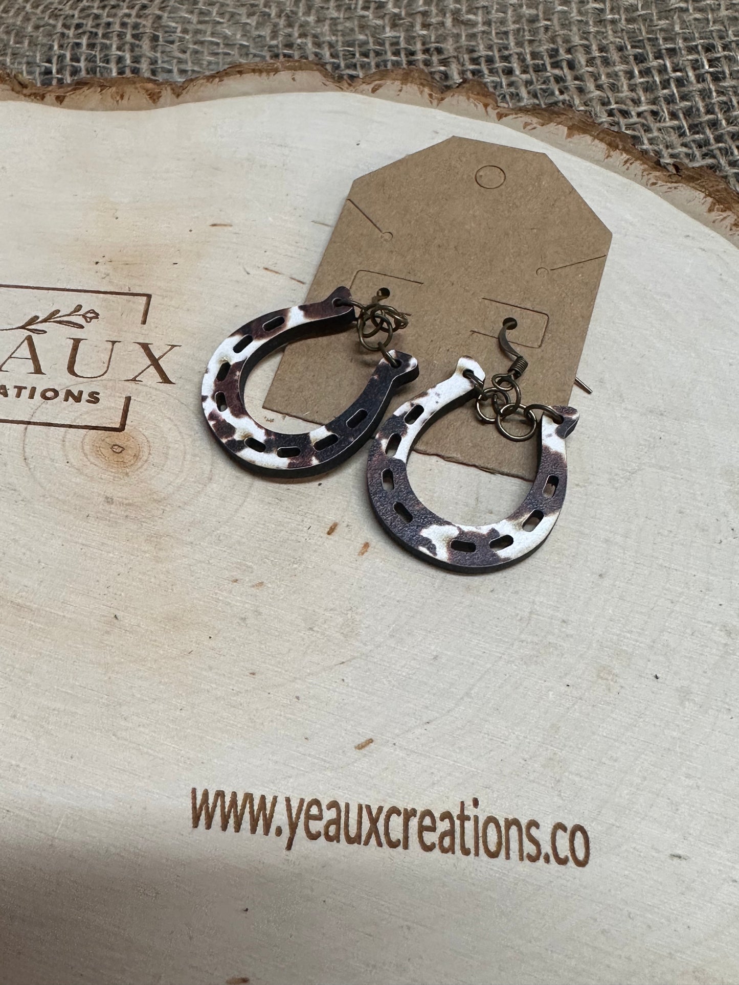 HORSESHOE WOOD EARRINGS
