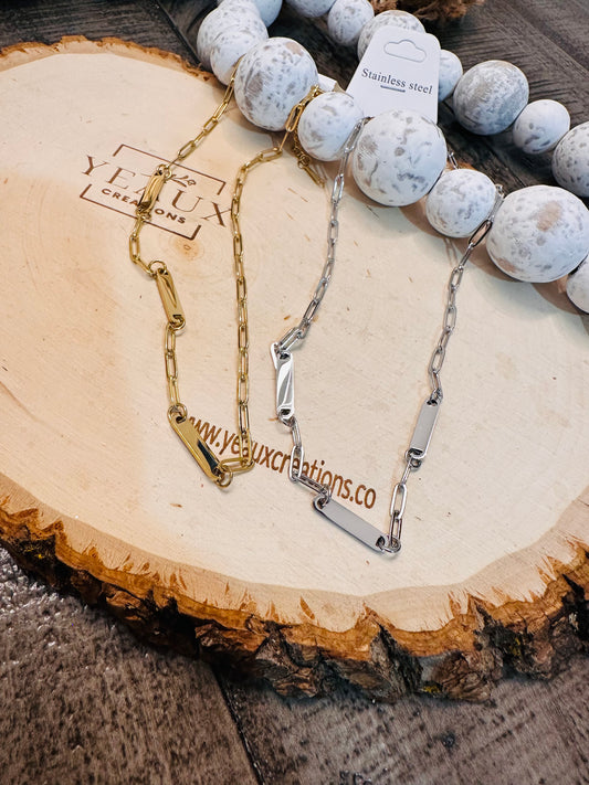 PERSONALIZED SMALL OVAL BAR (3 BAR) PAPERCLIP NECKLACE