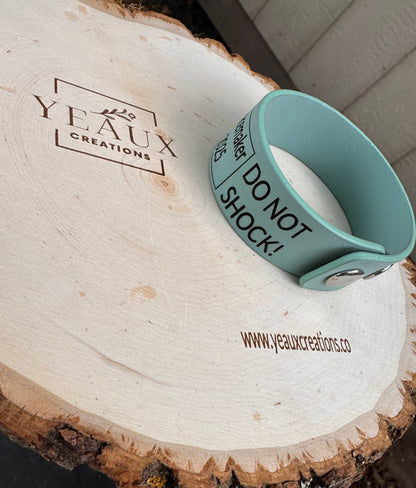 PERSONALIZED MEDICAL ALERT BRACELET