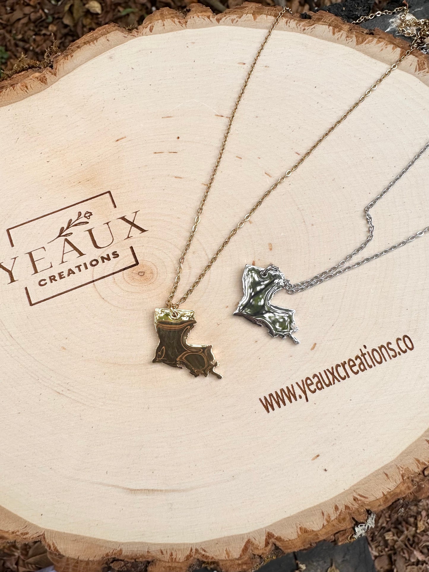 PERSONALIZED LOUISIANA NECKLACE