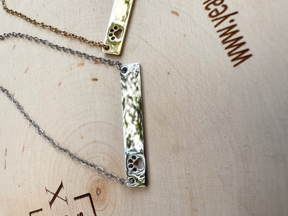 PERSONALIZED FLAT BAR OPEN PAW NECKLACE