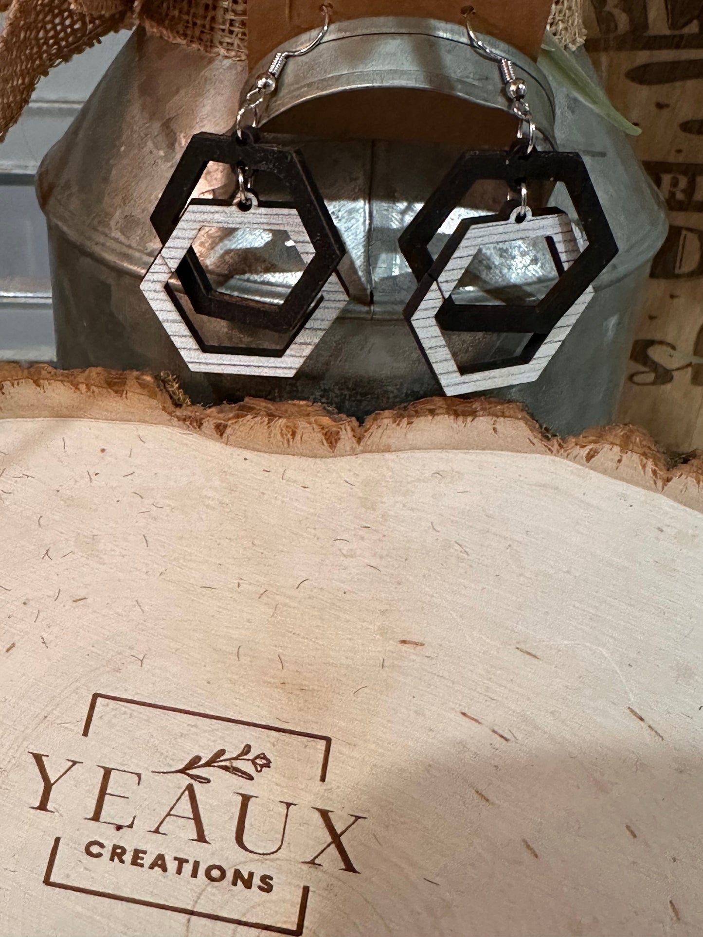 LOOP THROUGH EARRINGS