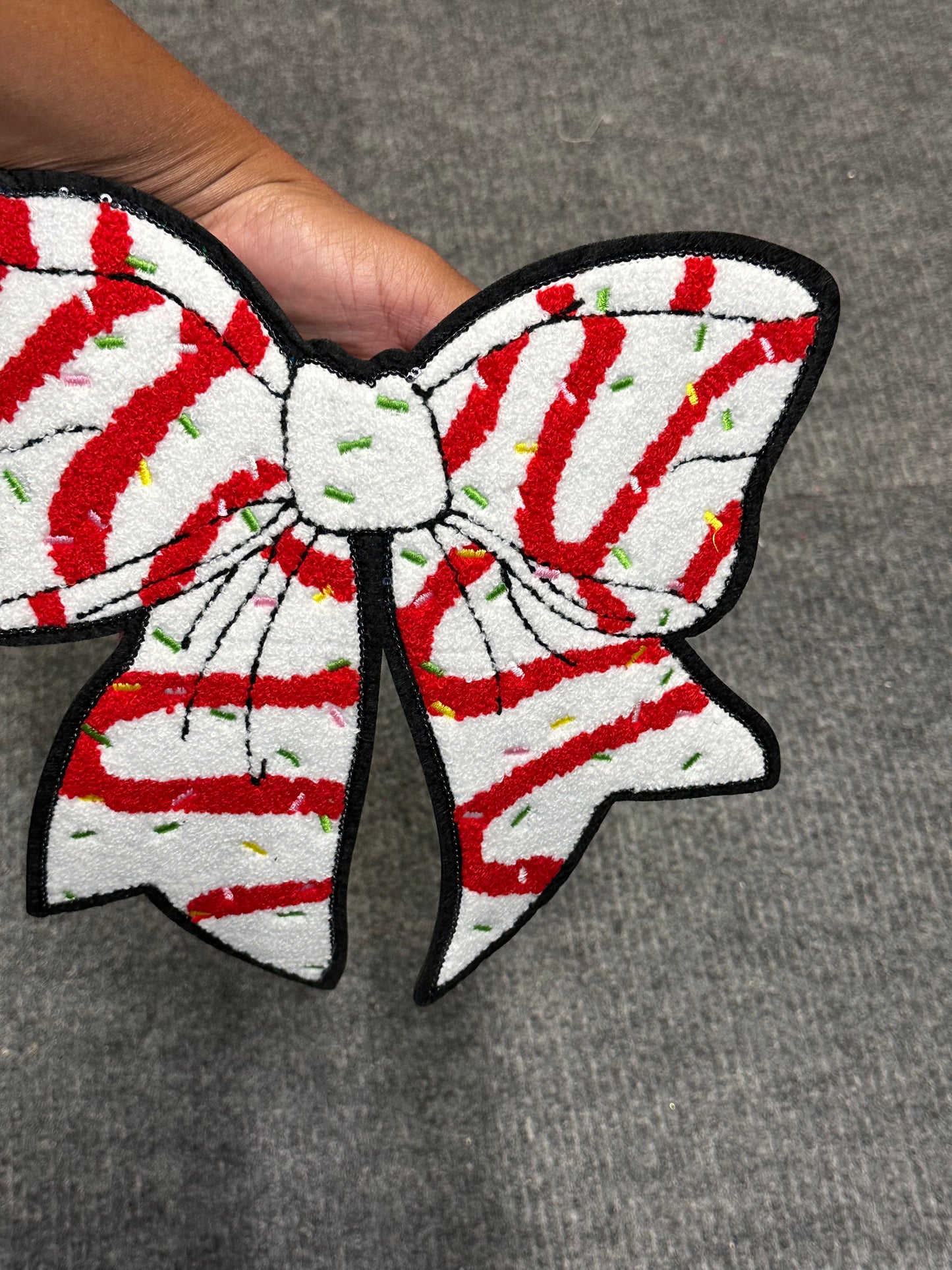 Chenille Patch- CHRISTMAS TREE CAKE BOW