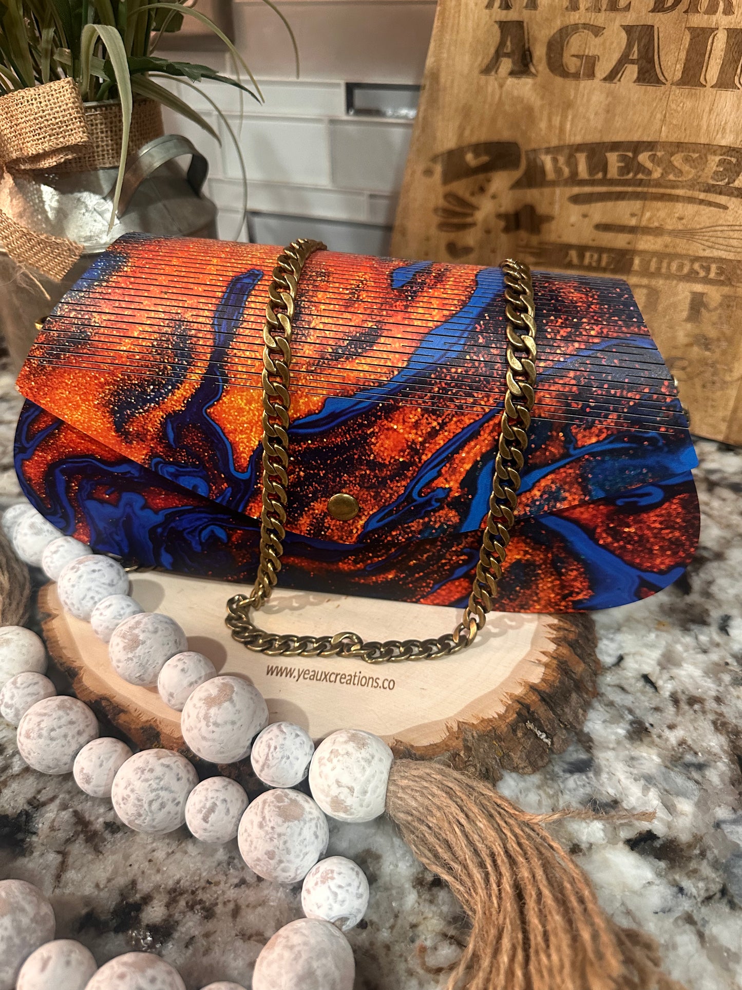 "THE YEAUX" WOOD PURSE