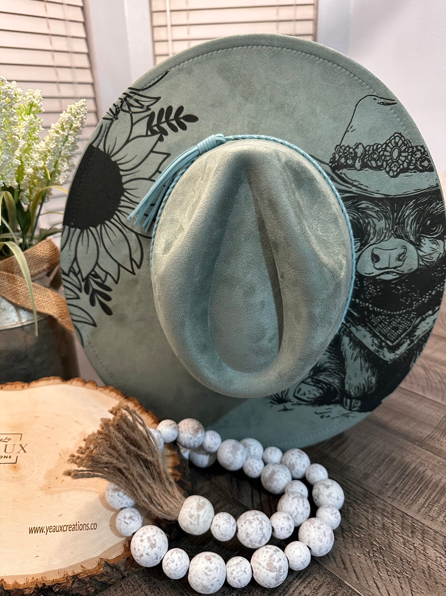 HYLAND COW SUNFLOWER WIDE BRIM HAT