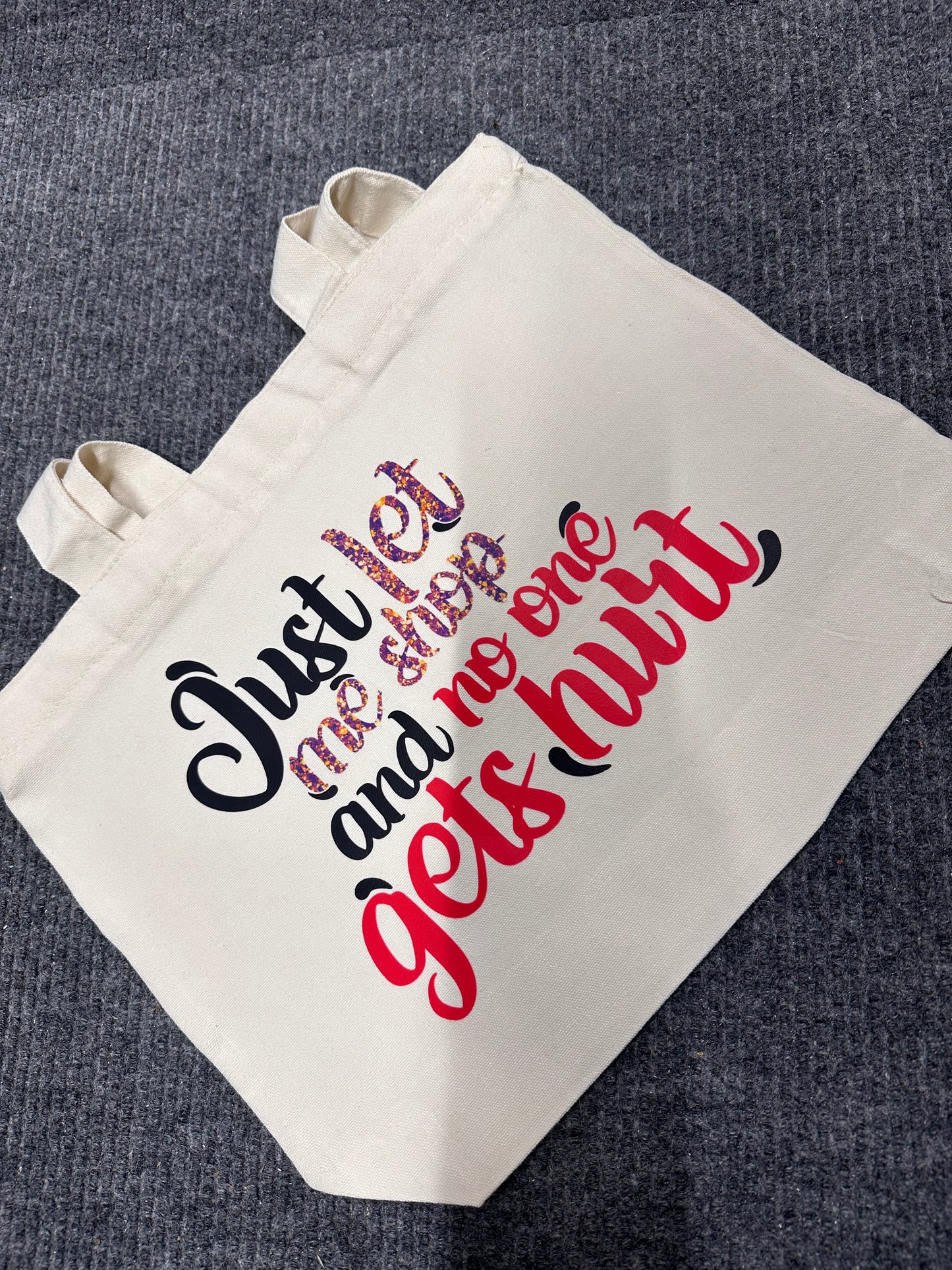 Canvas Tote bags with zipper (multiple)