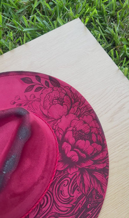 BOOTS AND FLOWERS WIDE BRIM HAT